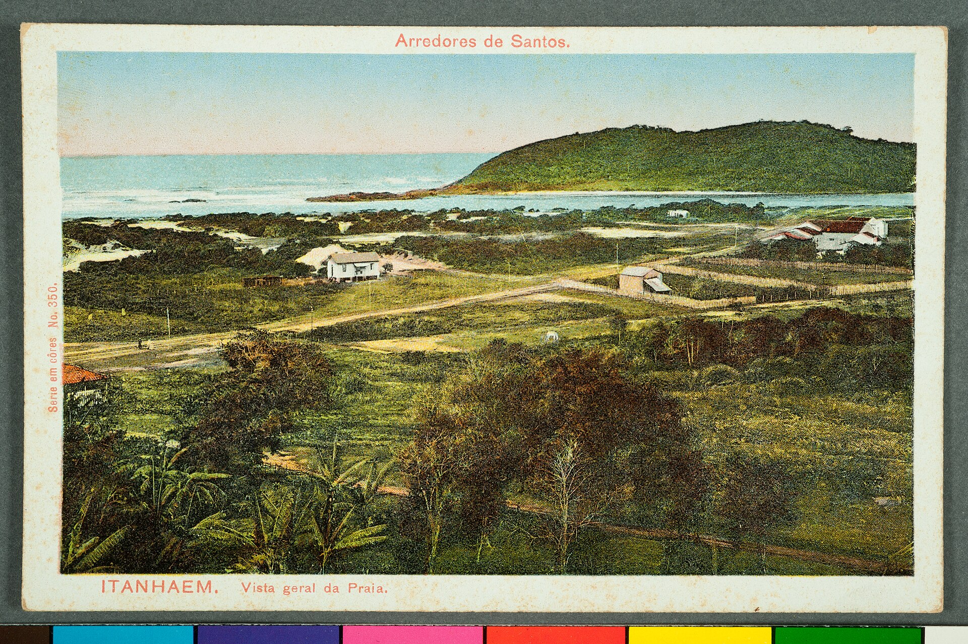Imagem de referência de Arredores de Santos. Itanhaem. Vista Geral da Praia, descrito nos dados abertos como item da Coleção Cartões Postais, no Museu Paulista