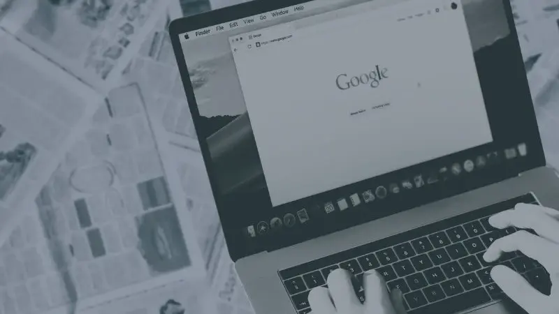 Imagem relacionada à notícia: Brasil abre investigação sobre o Google sobre seu impacto na indústria de jornalismo