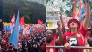 Com gritos de 'sem anistia' e coro contra Fl&aacute;vio, apoiadores de Lula se re&uacute;nem na Avenida Paulista