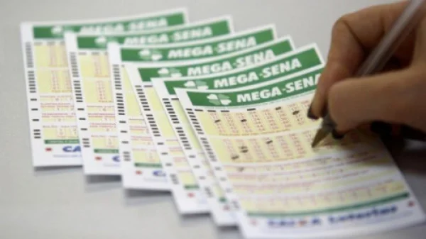 Mega-Sena sorteia prêmio de R$ 112 milhões neste domingo