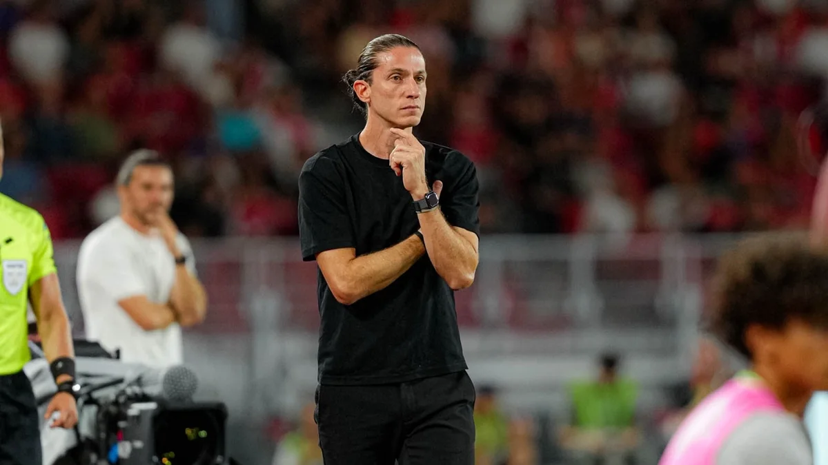 Em boa fase no Monaco, Filipe Luís relembra início da carreira no Flamengo