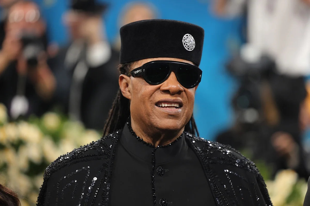 Stevie Wonder entra com ação judicial para despejar ex-noiva de imóvel dele