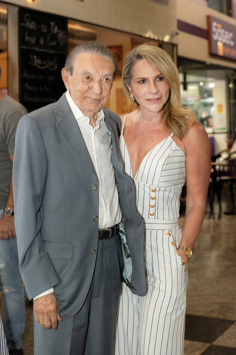 Marta Fadel lança livro Os caminhos da mulher na arte brasileira no Meiota