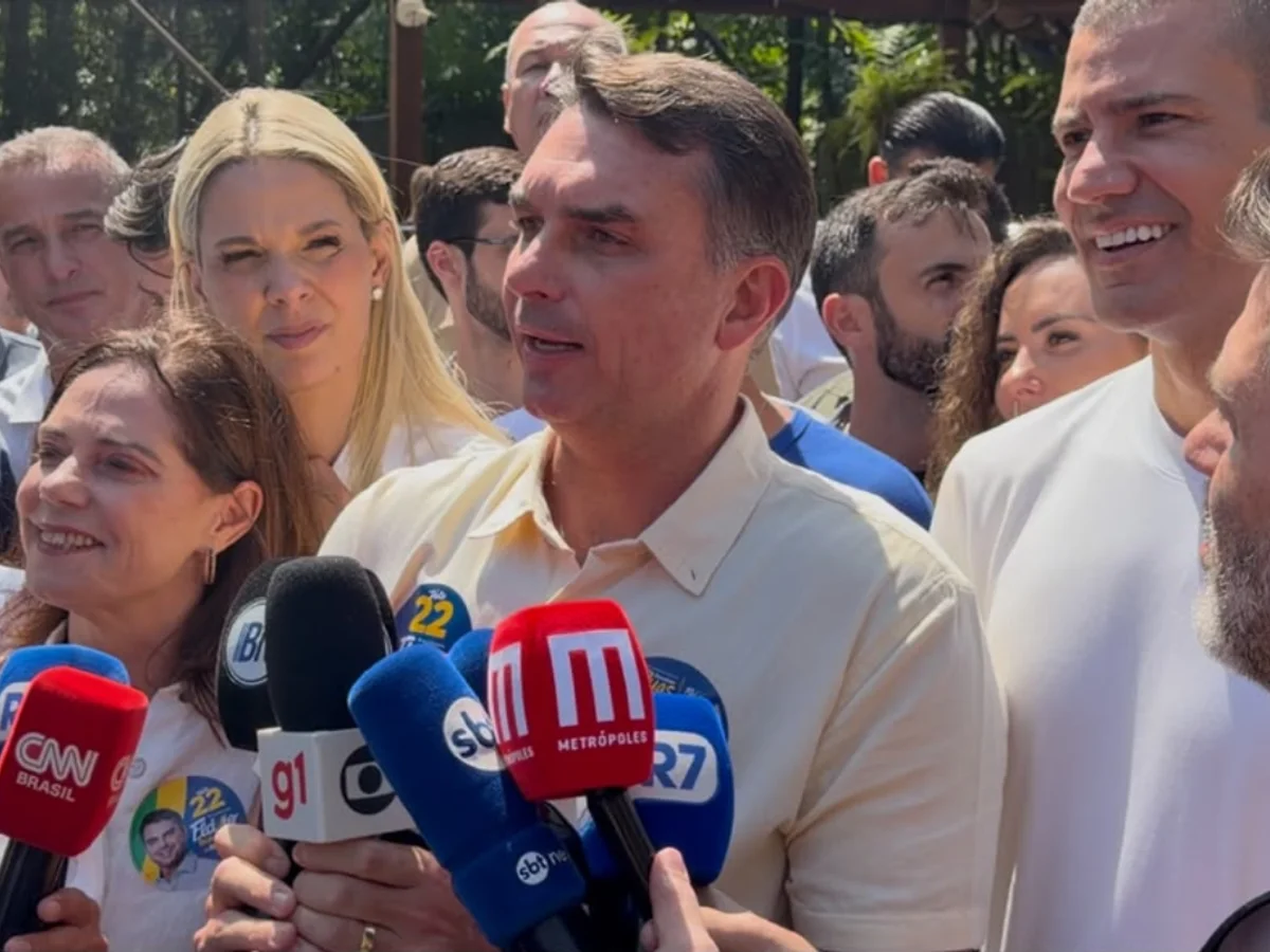 EBC nega responsabilidade por falha de áudio em propaganda de Flávio