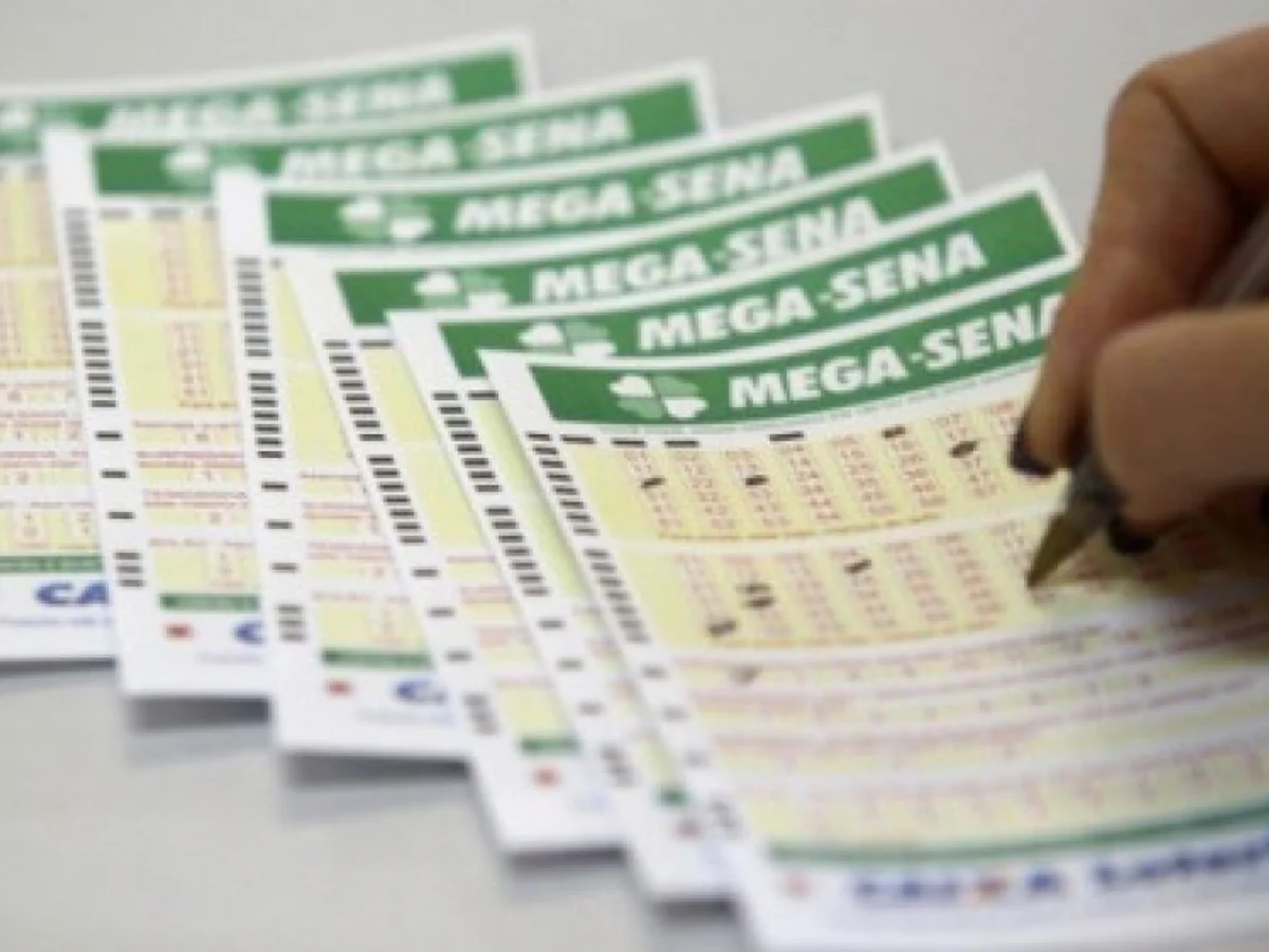 Mega-Sena sorteia prêmio de R$ 112 milhões neste domingo