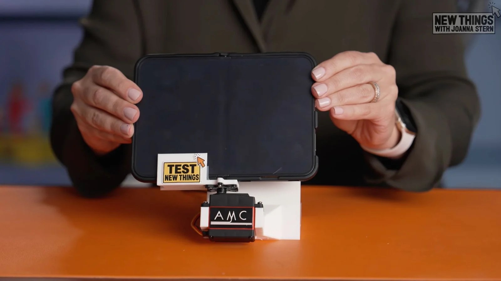 iPhone Duo passa por teste extremo de até 32 mil dobras; veja resultado