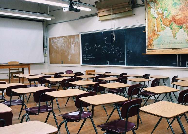 Um a cada quatro alunos querem ensino e aprendizagem melhores como prioridade do próximo governador, diz pesquisa
