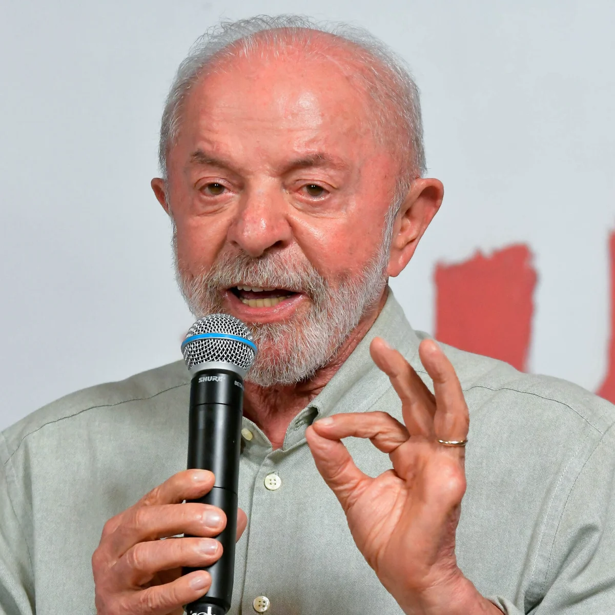Atlas: governo é ruim/péssimo para 51,9%. Desaprovação de Lula vai a 53,4%