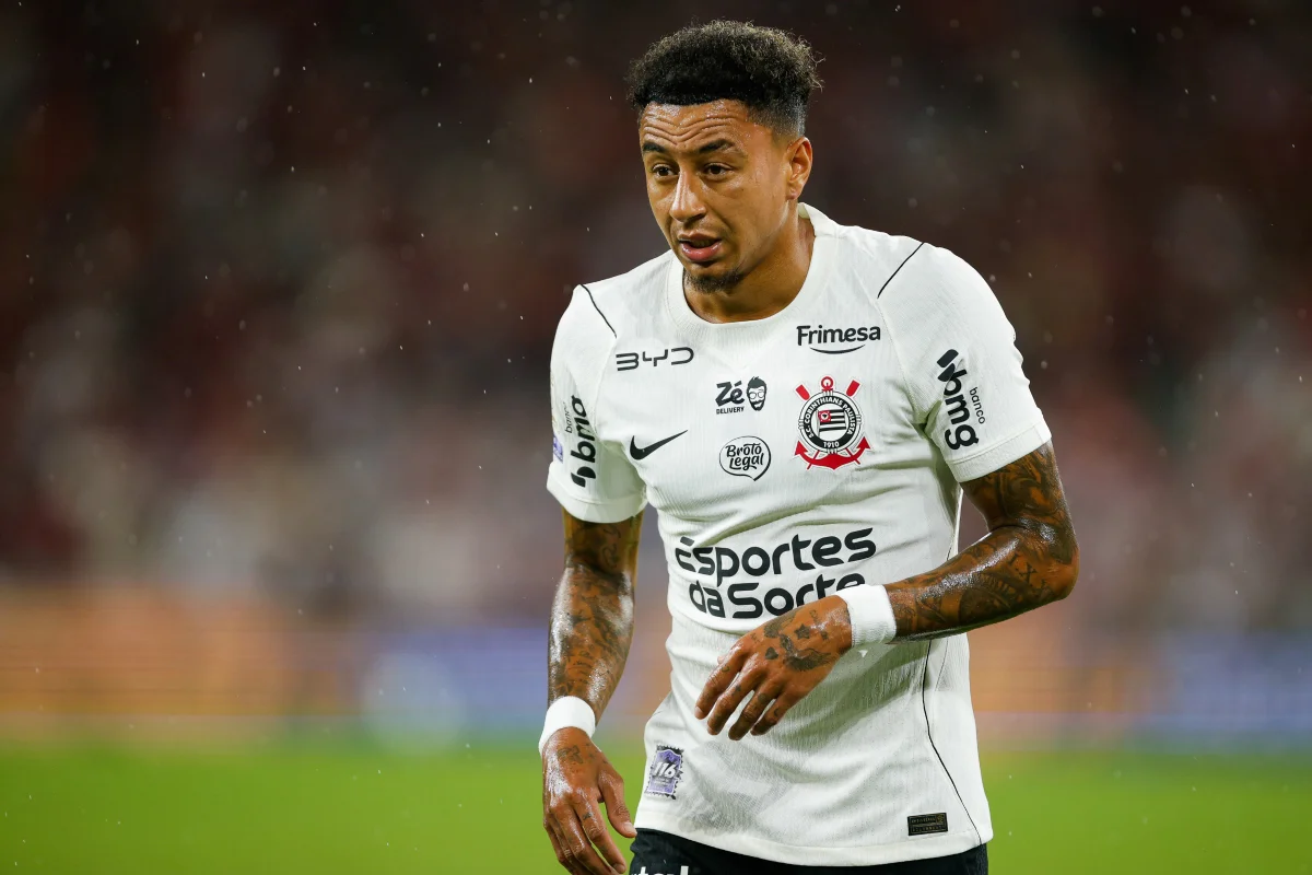 Corinthians: Jesse Lingard é diagnosticado com fratura nas costelas