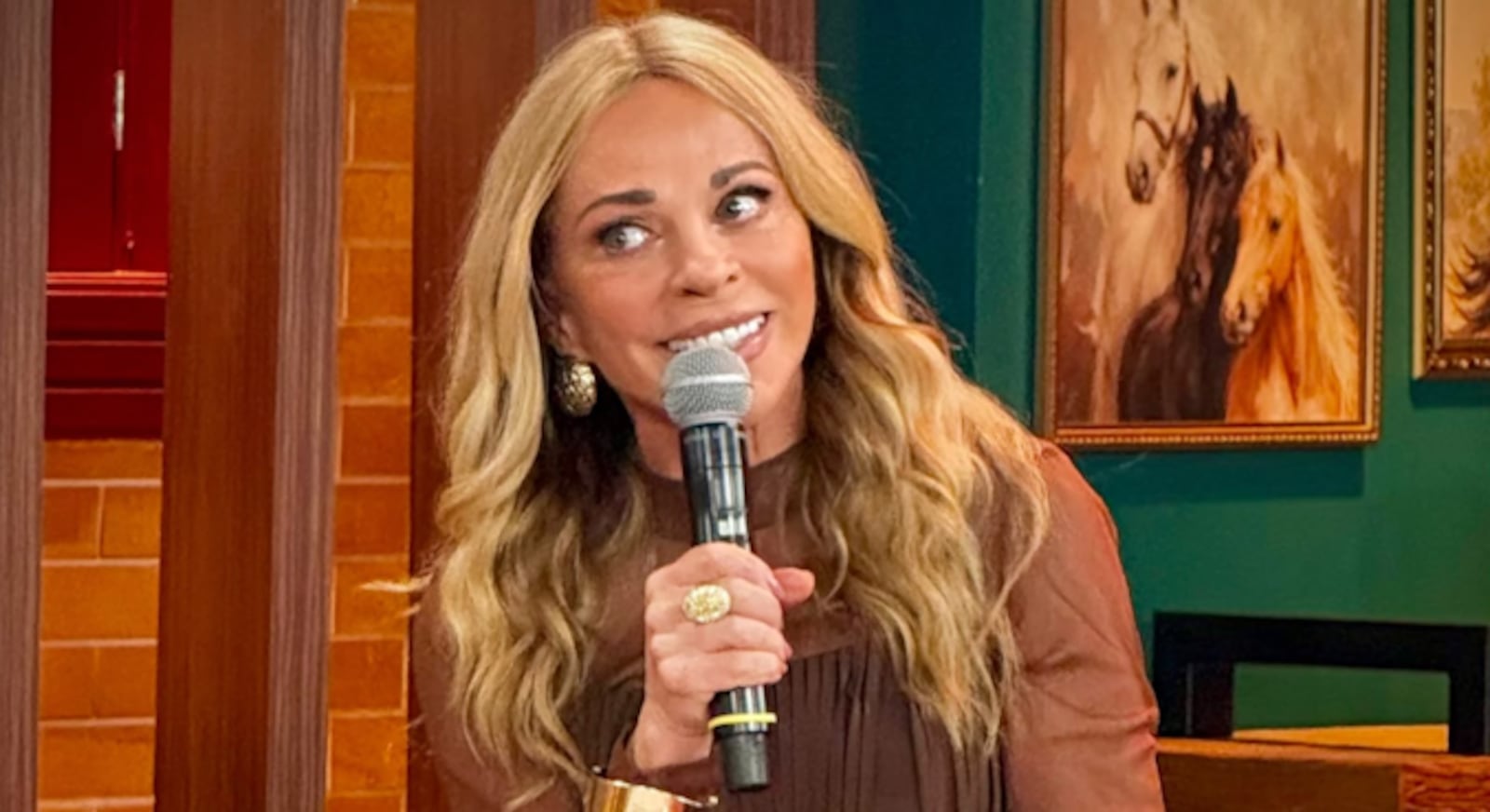 Christina recebeu elogios dos fãs nos comentários do post Reprodução/Instagram @christinarochatv