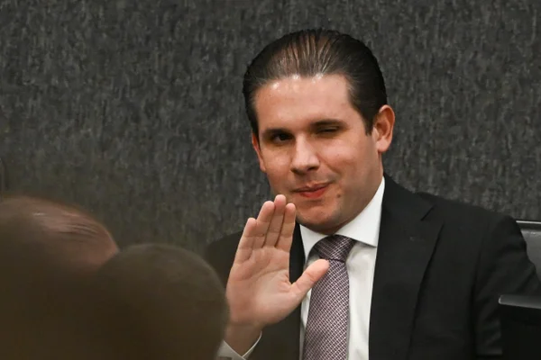 Em almoço com Motta, dirigentes partidários pressionam por voto distrital - destaque galeria