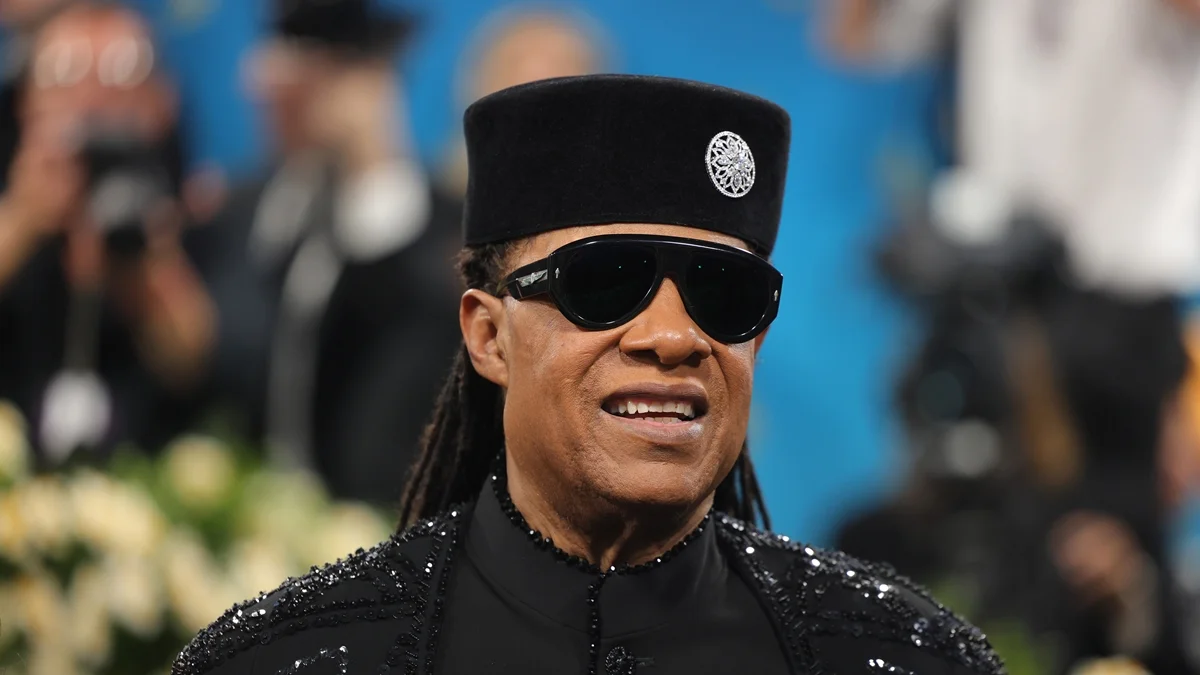 Stevie Wonder entra com ação judicial para despejar ex-noiva de imóvel dele